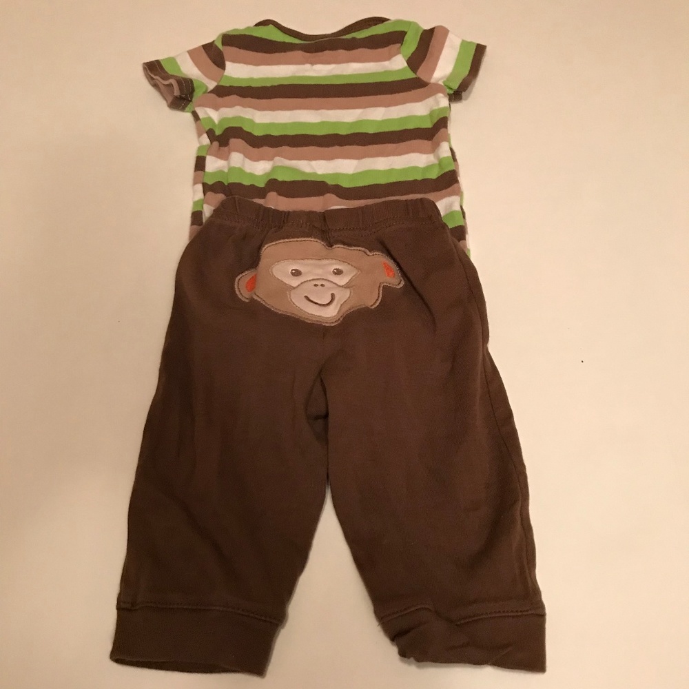 Monkey Outfit - Picture 2 of 2